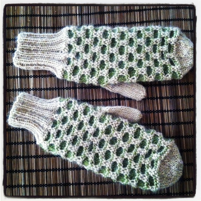 Knitting pattern for mittens